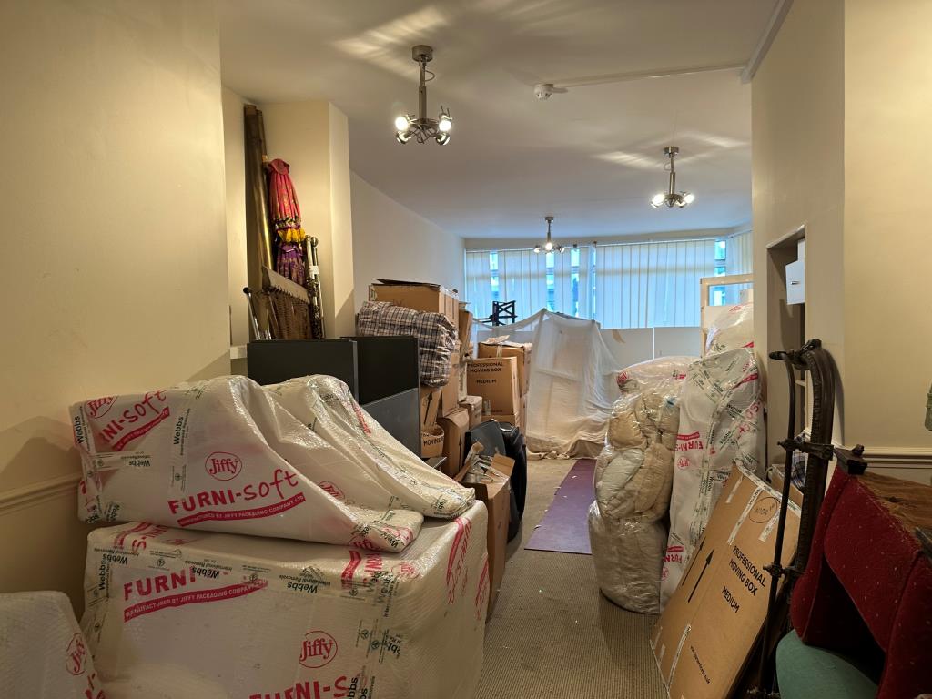 Lot: 88 - COMMERCIAL PROPERTY FOR INVESTMENT -